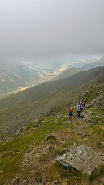 r_415vEXn3nDCbgazu0zY9RfShb9JAl0DZb10DJHtAo-1152x2048